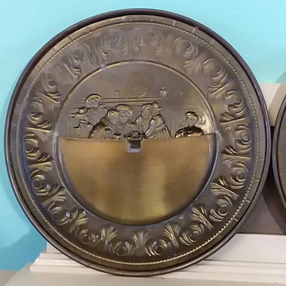 Pair of Brass Relief Plates - Picture 5 of 8